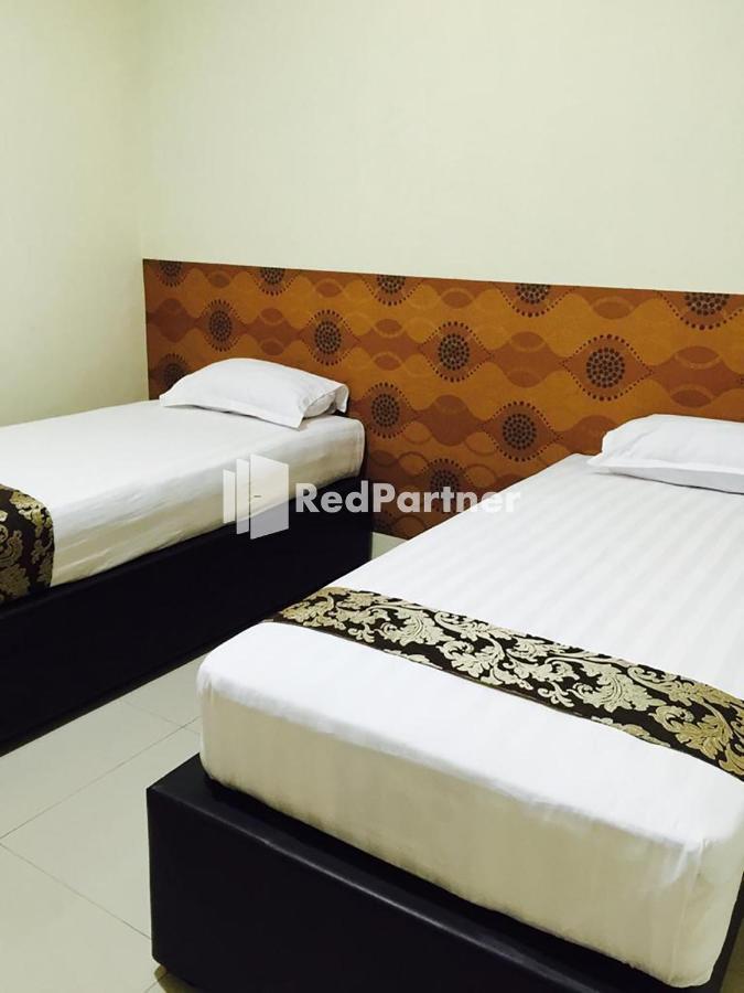 Filia Syariah Homestay Palu Redpartner Exterior photo