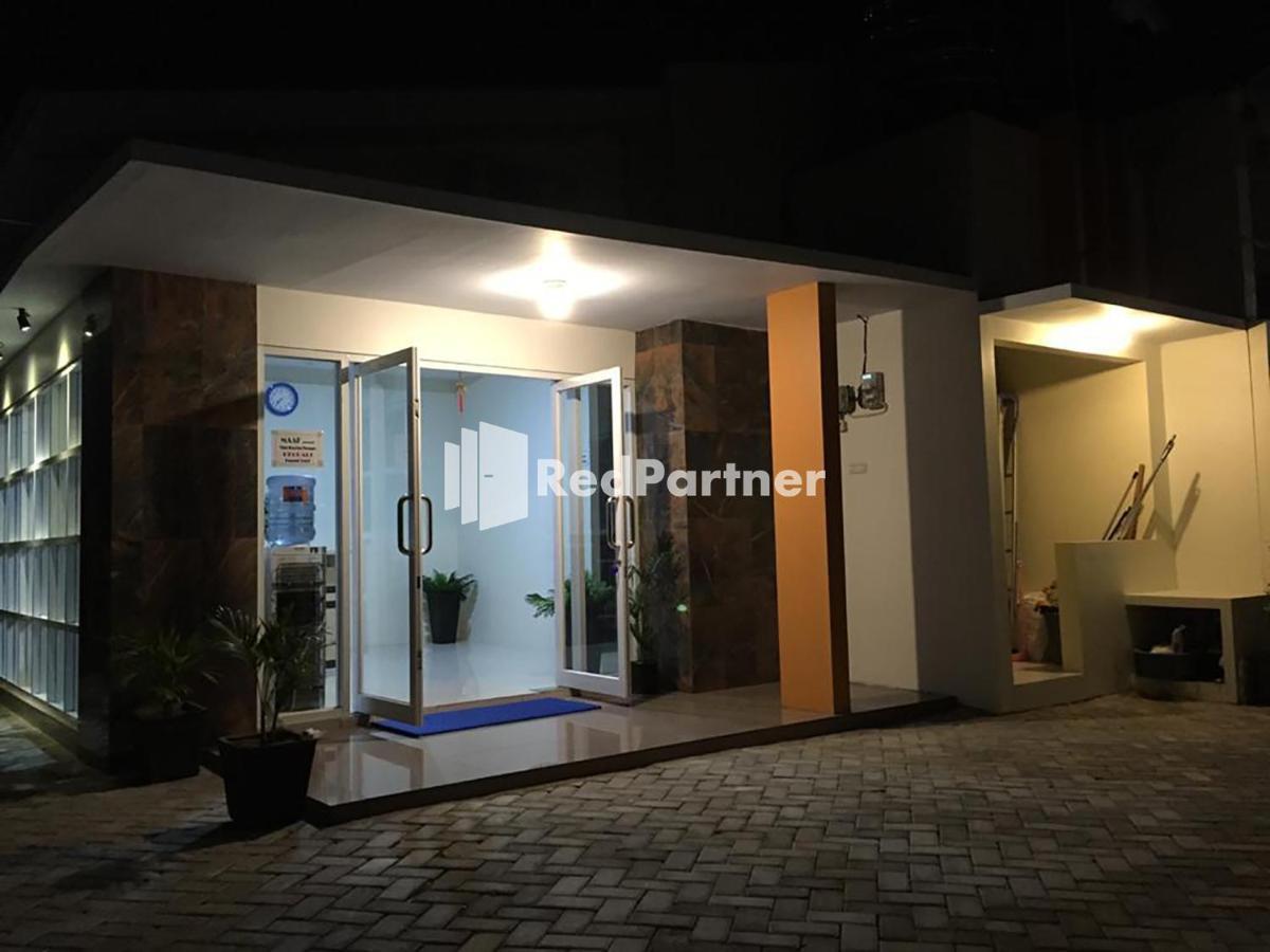 Filia Syariah Homestay Palu Redpartner Exterior photo